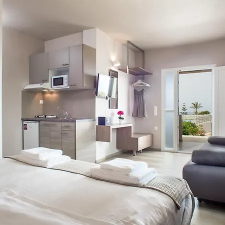 Apartahotel Evelyn 3*
